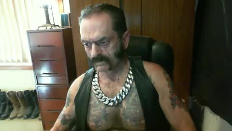 leathergreaser online show from 03.12.25