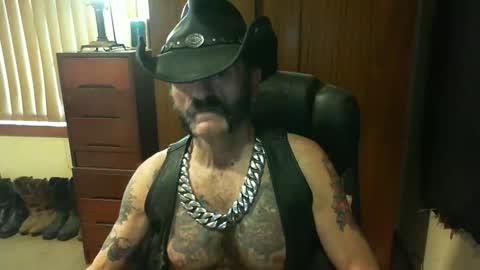 leathergreaser online show from 09.08.25
