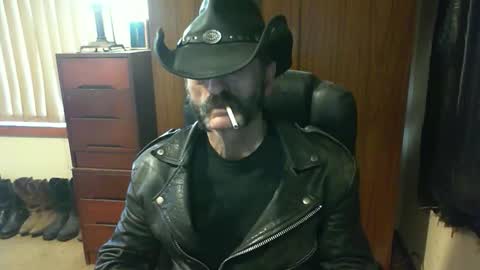 leathergreaser online show from 09.12.25