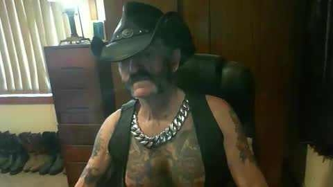leathergreaser online show from 09.18.25