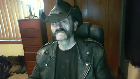 leathergreaser online show from 09.19.25