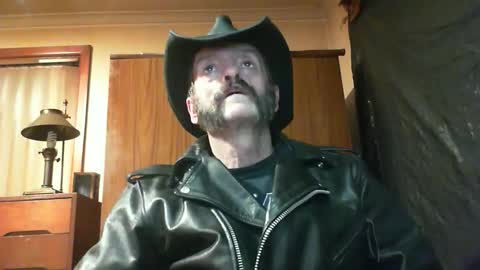 leathergreaser online show from 06.02.26