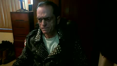 leathergreaser online show from 06.25.26