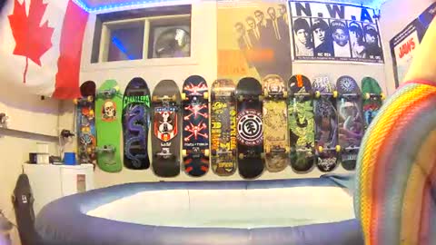 Snapshot of leatherluvefuck chatting on 11.16.25 kinky dirty fuck online show from 11.16.25