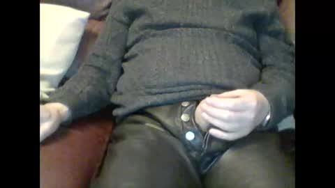 leatherpants68 online show from 12.01.25