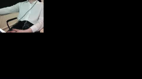 Leatheryslut online show from 02.23.25