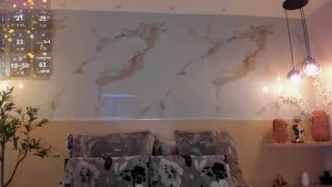    online show from 03.03.25