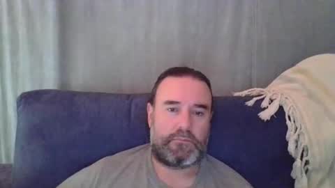 Snapshot of lecheare28 chatting on 11.26.25 lecheare28 online show from 11.26.25