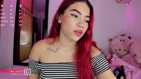 Snapshot of lee_ash chatting on 10.04.25 Ashley online show from 10.04.25