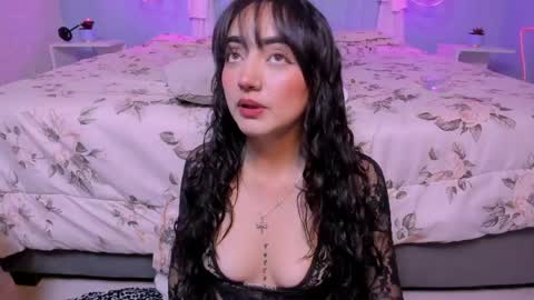 Leah Carter  online show from 06.02.26