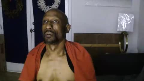 Snapshot of leeguy_hugedick chatting on 05.26.26 Ebony DeafGuy online show from 05.26.26