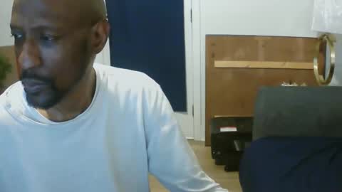 Snapshot of leeguy_hugedick chatting on 05.28.26 Ebony DeafGuy online show from 05.28.26