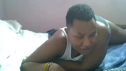 Snapshot of leekekee chatting on 10.19.25 leekekee online show from 10.19.25