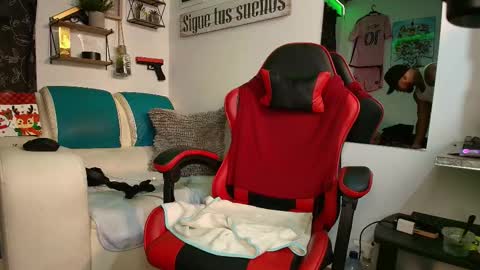 leenar_key online show from 11.21.25