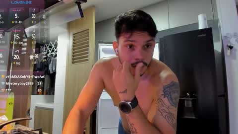 Snapshot of legolas_15 chatting on 10.29.25 Alejandro online show from 10.29.25