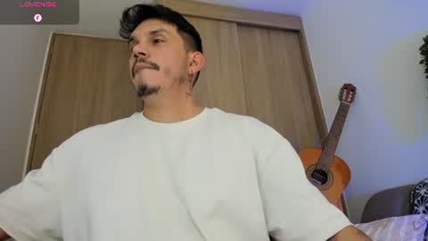 Snapshot of legolas_15 chatting on 06.13.26 Alejandro online show from 06.13.26