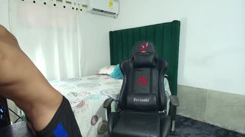  Lei  online show from 09.30.25