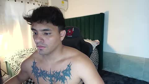  Lei  online show from 10.15.25