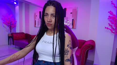 Leia.  online show from 01.15.25