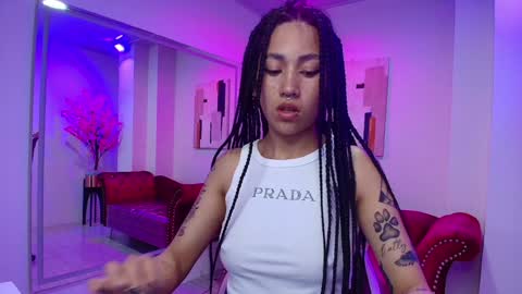 Leia.  online show from 01.15.25