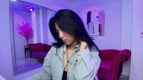 Leia.  online show from 01.24.25
