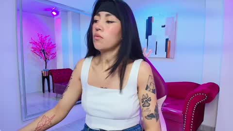 Leia.  online show from 01.27.25