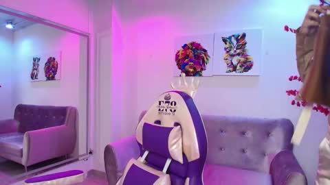 Leia.  online show from 03.10.25