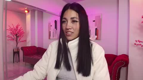 Leia.  online show from 03.12.25