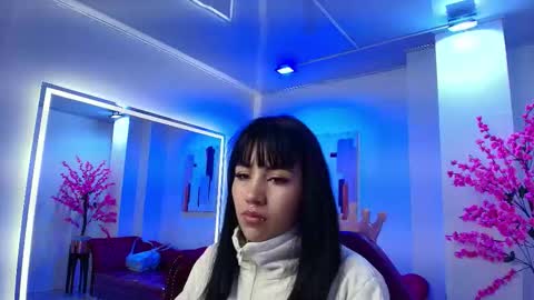 Leia.  online show from 10.17.25