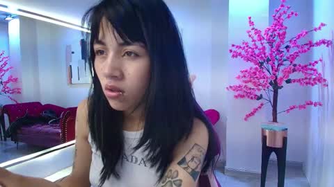 Leia.  online show from 11.04.25