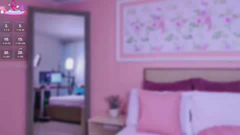 Snapshot of leidy_san chatting on 10.29.25 Leidy online show from 10.29.25