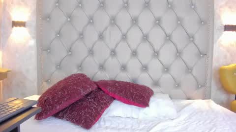 LEIGH ANGELS online show from 02.21.25