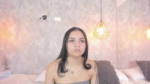 Snapshot of leigh_angels chatting on 05.26.26 LEIGH ANGELS online show from 05.26.26