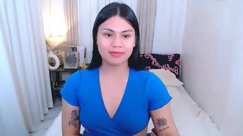 Snapshot of leighcortesi chatting on 10.17.25 Cailey online show from 10.17.25