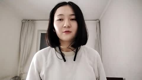 Ur sunny Leigh online show from 10.11.25