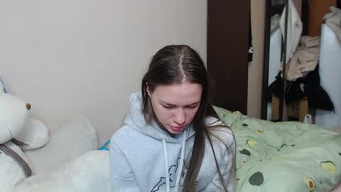 leila_bambi online show from 01.24.25