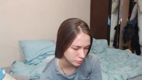 leila_bambi online show from 02.19.25