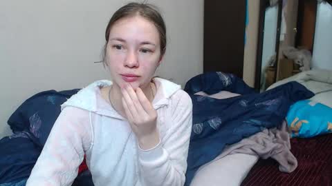 leila_bambi online show from 02.26.25