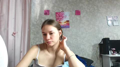 leila_bambi_ online show from 11.03.25