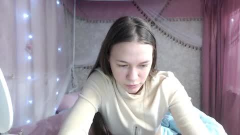 leila_bambi_ online show from 12.22.25