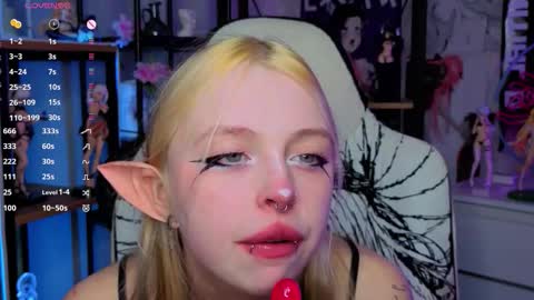 Leila online show from 10.05.25