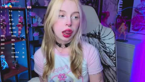 Leila online show from 10.15.25