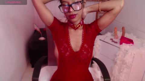 leilaebony_ online show from 09.10.25