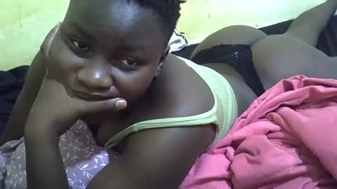 leilah_cute19 online show from 04.07.26