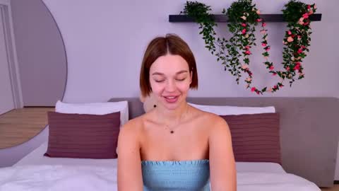 LeilaLawson online show from 02.12.25