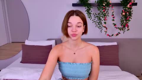 LeilaLawson online show from 02.12.25