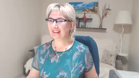 Leila Kinky online show from 01.29.25