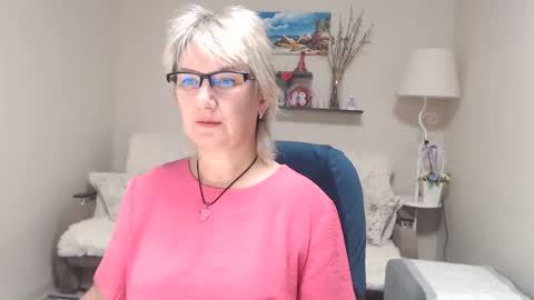 Leila Kinky online show from 10.01.25