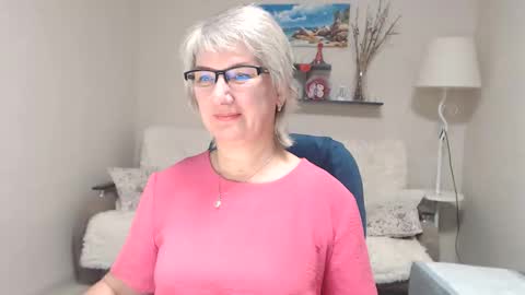 Leila Kinky online show from 10.22.25