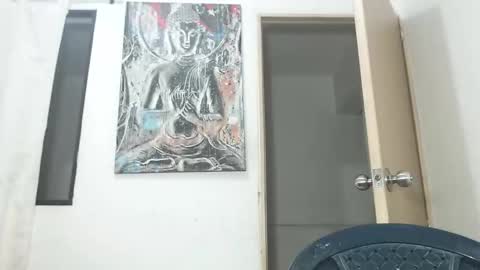 leily online show from 10.23.25